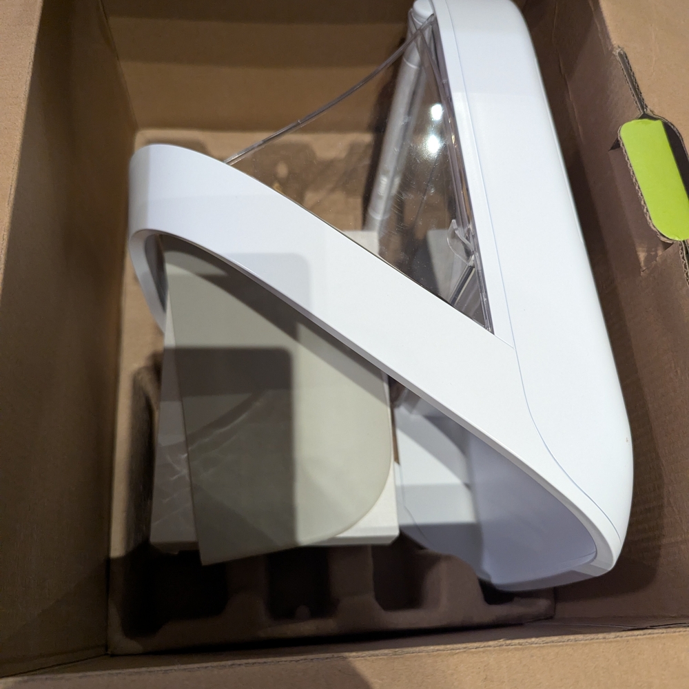 Microchip Pet Feeder - White - Picture 3 of 5